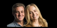 Luciano Huck e Angélica são um casal de apresentadores e um dos mais conhecidos do Brasil, com mais de 20 anos de casamento e três filhos. Angélica é uma apresentadora veterana que iniciou sua carreira muito jovem, enquanto Luciano Huck é o atual apresentador do "Domingão com Huck" na Rede Globo.